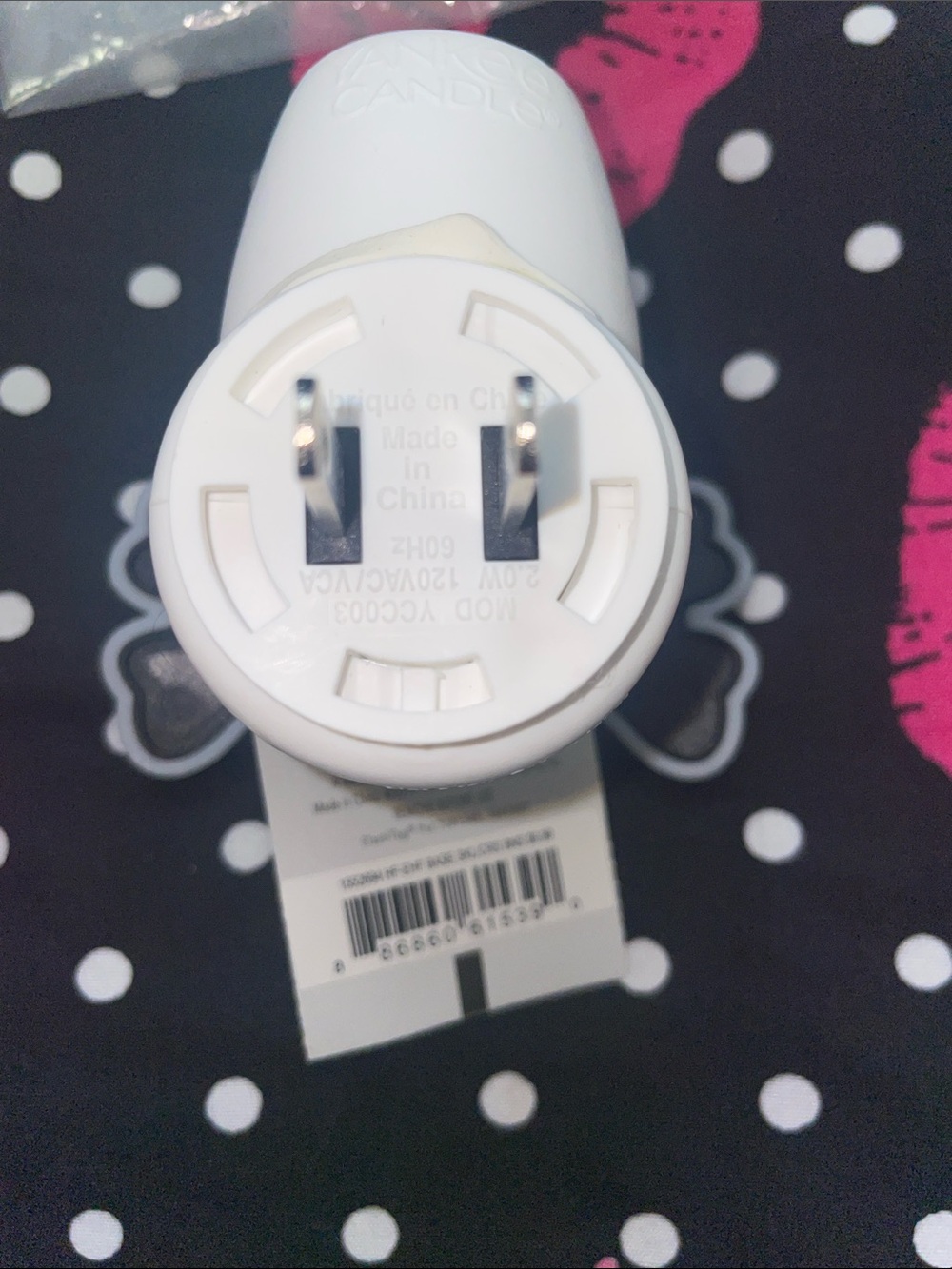 Yankee Candle Black & White Skull and Crossbones Air Freshener holders - Picture 4 of 4